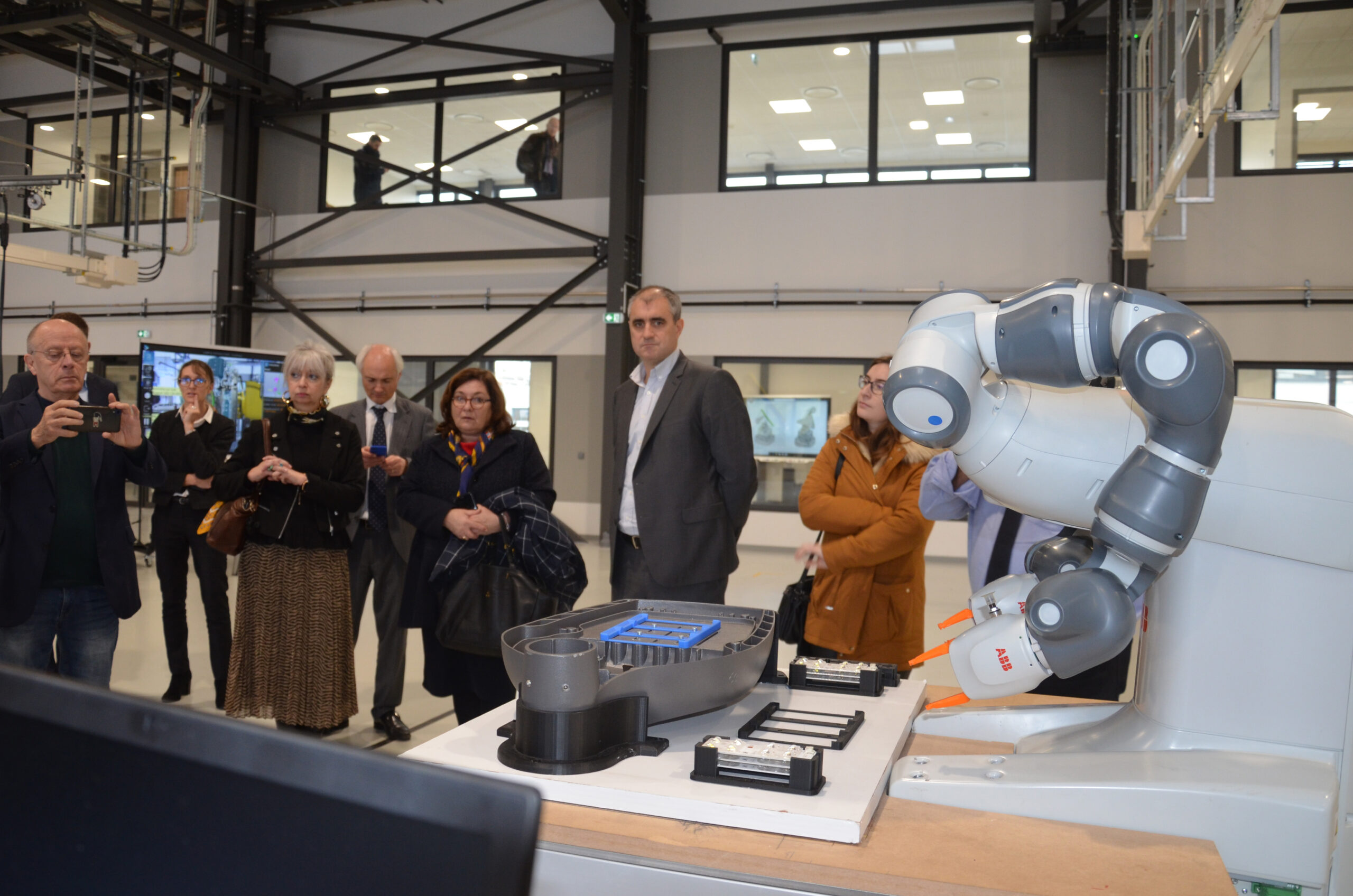 Le Club des Grandes Entreprises de l’Essonne accueilli à CampusFab