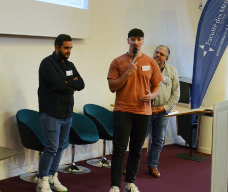 trio de témoignages