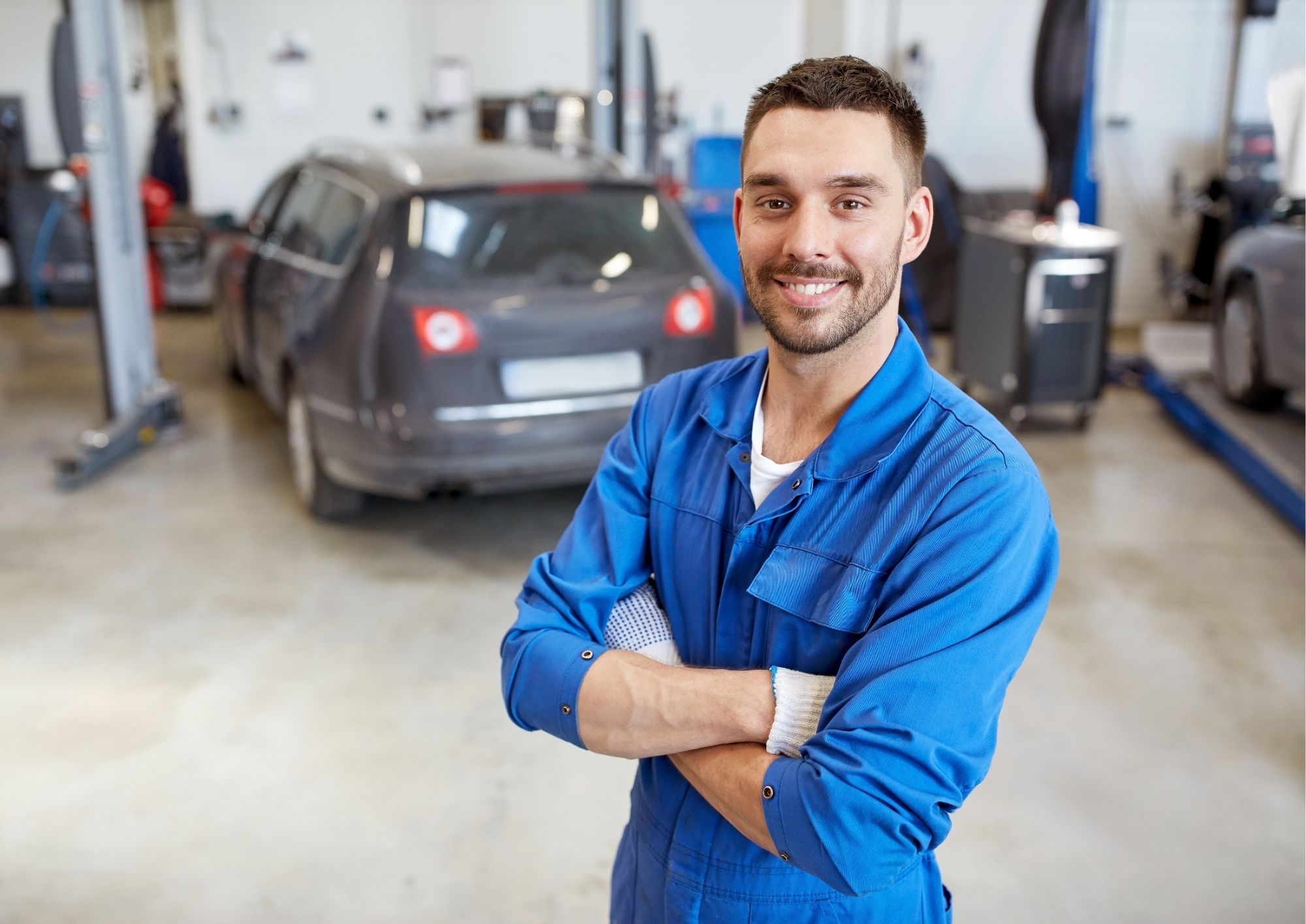 Titre &agrave; Finalit&eacute; Pro. Technicien&middot;ne Expert&middot;e Apr&egrave;s-Vente Automobile (TEAVA)